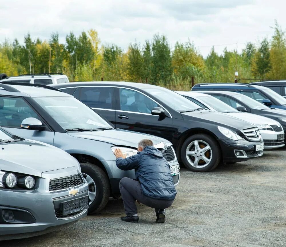 Вторичный рынок автомобилей. Новые машины. Продажние мошини. Подержанная машина.