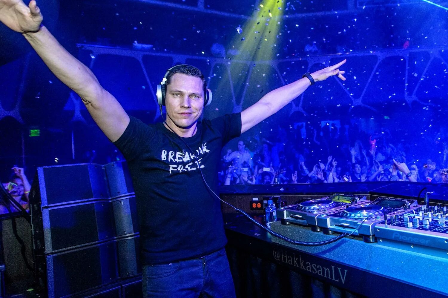 Дж тиеста. Тиесто. DJ Tiesto. DJ Tiësto. Тиесто 2023.