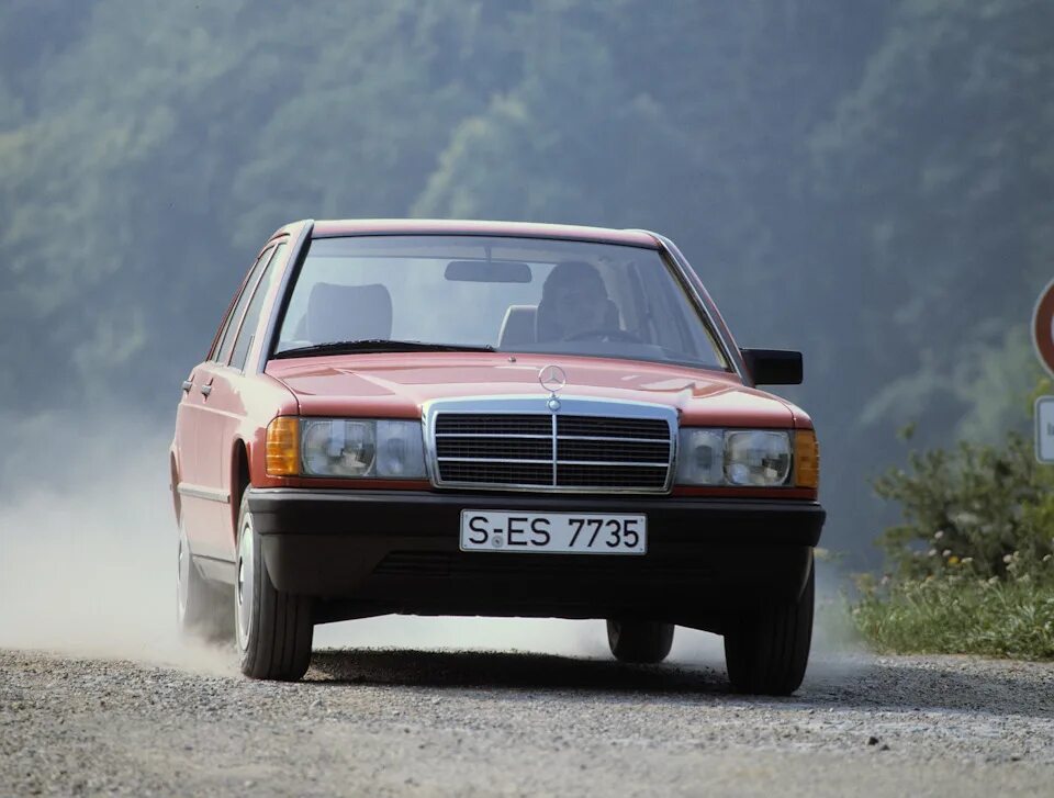 Mercedes 190 w201. Mercedes benz 201. Мерседес бенц w201. Мерседес 190 w201. Mercedes 190e w201.
