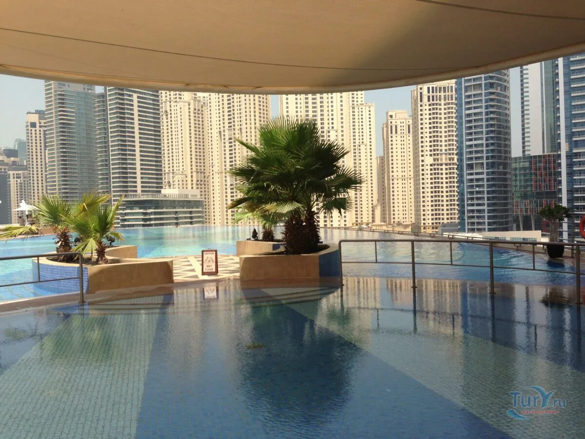 Отель the address Dubai Marina. Address Dubai Marina бассейн. Дубай отель address Marina. Address дубай