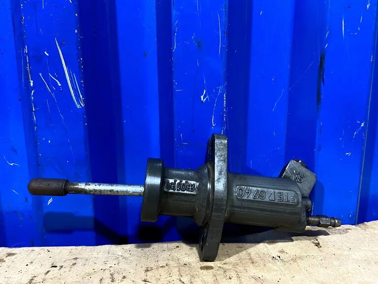 Цилиндр сцепления бмв е36. Цилиндр сцепления бмв е36. Цилиндр сцепления бмв е36. Цилиндр сцепления бмв е46 дорест. Lpr 2125 главный цилиндр, система сцепления.