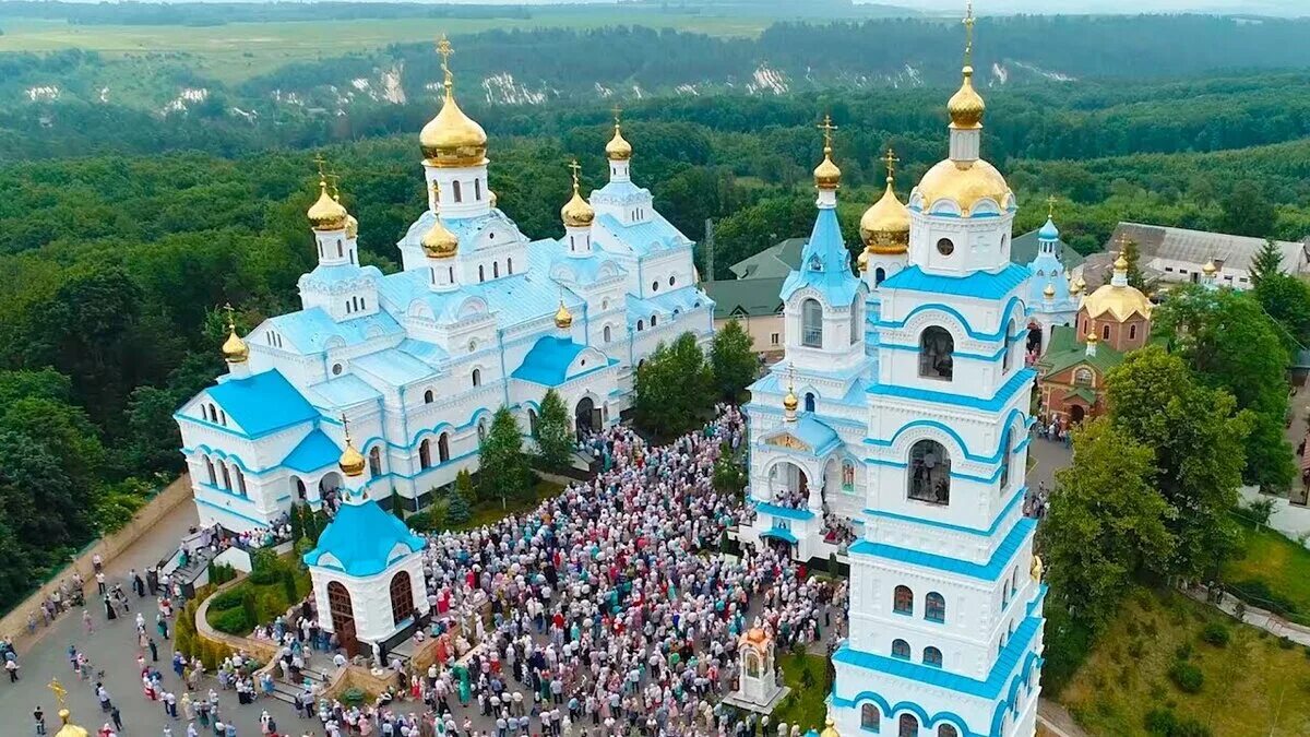 Свято успенской почаевской. Свято Успенский Почаевский монастырь. Свято-Успенская Почаевская Лавра, Украина, Почаев. Почаевский монастырь Тернопольская область.