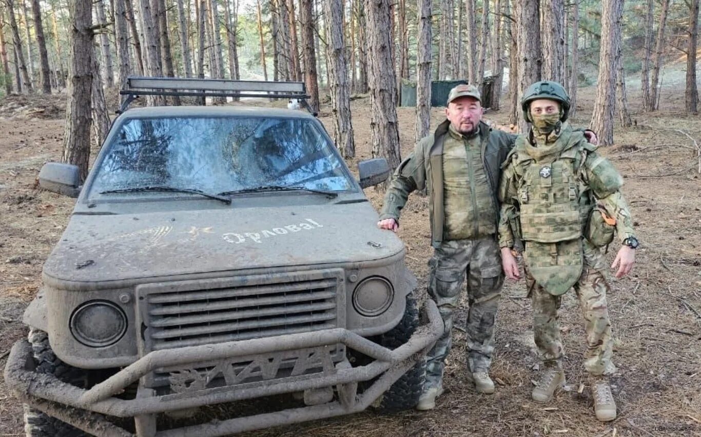 Регион сво. Военные автомобили сво. Знаки на военных машинах сво. Современные санитарные машины сво. Автомобиль лапа Саратов.