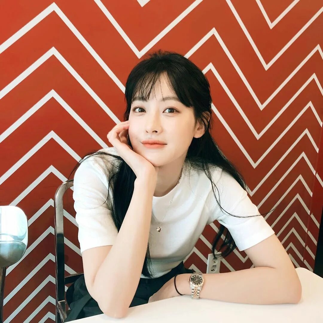 Го со ён актриса. Oh yeon seo. Choi soo young актриса. Тена ен. Чха чжу ён актриса.