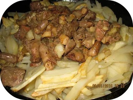 Как жарить печень с картошкой