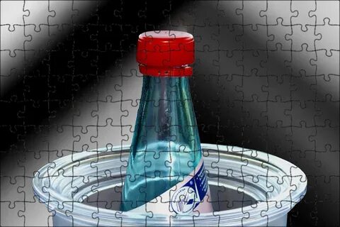 Цвет крышки на бутылке с водой