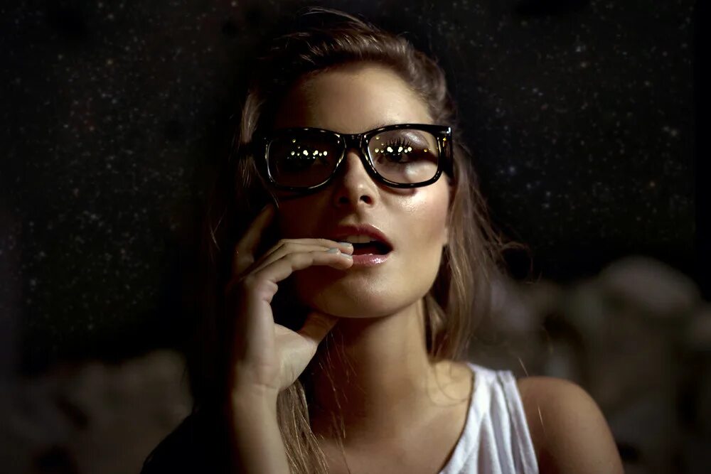 Дмитриева ирина нижний новгород. Георгий чернядьев софья. Красивые девушки в очках. Девушки в очках делают. Девушки в очках делают.