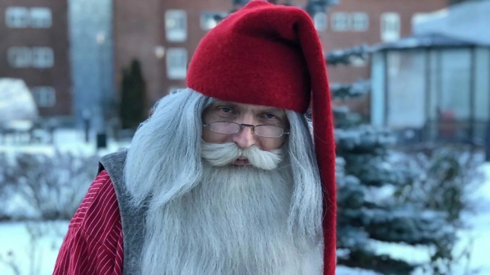 Зима дед мороз. Дед морозы в ниссе норвегия. Деда мороза великий устюг снегурочка 2020. Е мороз. Дед мороз в квартире.