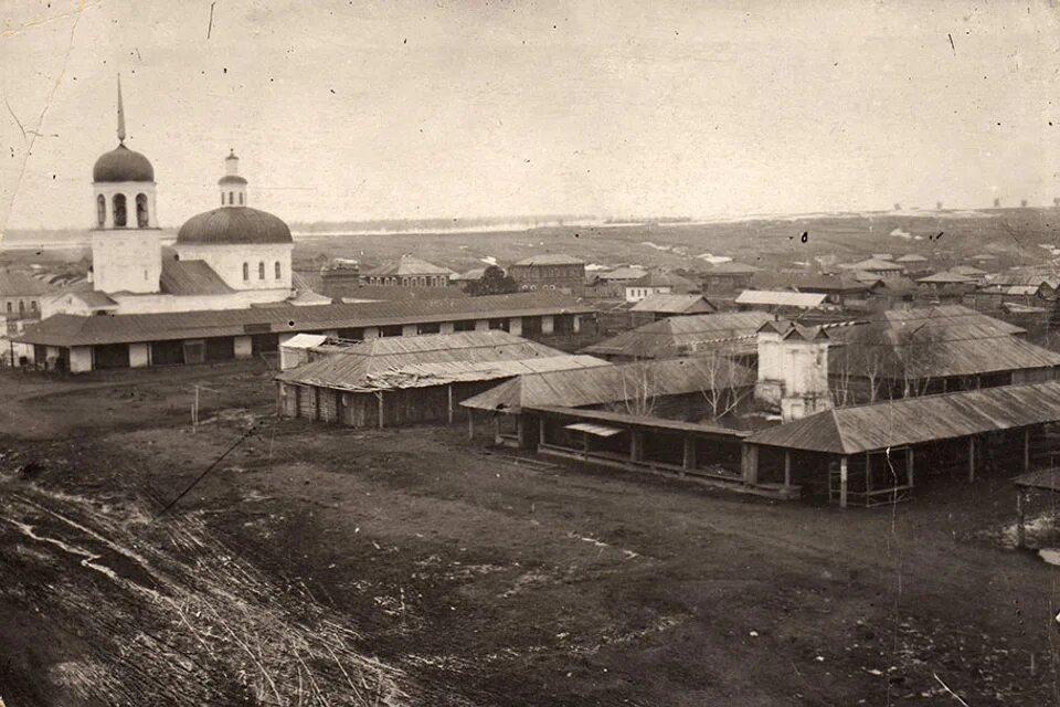 Петропавловская церковь куртамыш. Петропавловская церковь куртамыш. Куртамышский краеведческий музей им. Пчелкина горка куртамыш. Город куртамыш курганской области.