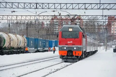 Поезд 143 вагоны