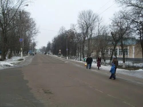 Город Дмитриев Курской области. Дмитриев город Московской. Фото города Дмитриева Курской области. Военная часть город Дмитриев Курская обл.