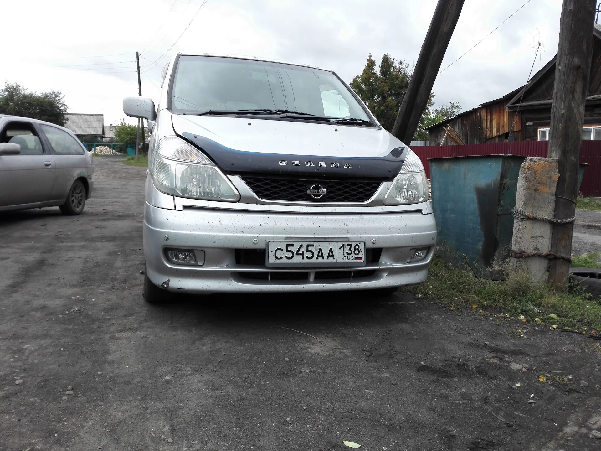 Ниссан серена с24 двигателя. Ниссан серена с24. nissan serena c24 бампер. nissan serena 2001 противотуманки. nissan serena 2001 c24.