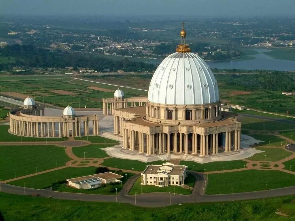 Нотр-дам-де-ла-пэ (ямусукро). Нотр дам де ла пэ. Нотр дам де ла пэ. Нотр-дам-де-ла-пэ кот-д’ивуар. Нотр дам де ла пэ.