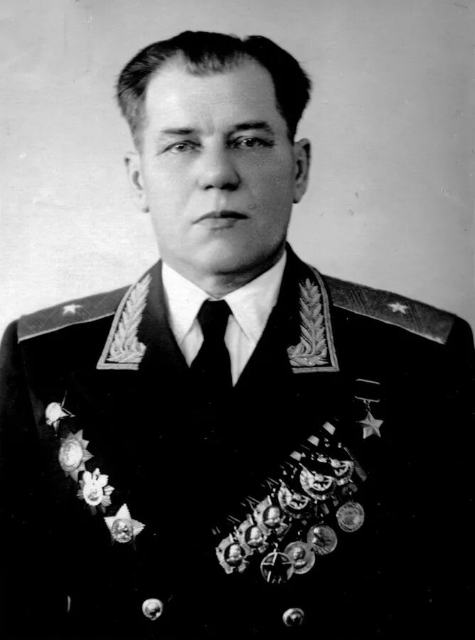 Генерал гусев