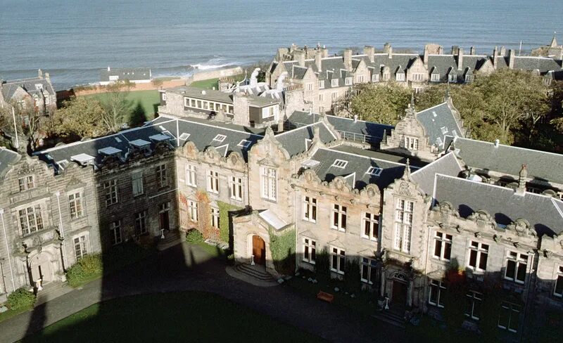 The university of andrews