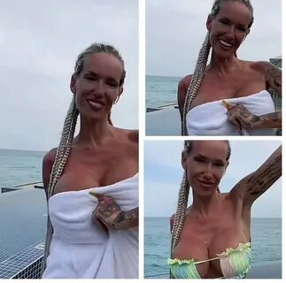 Попросила пофоткать