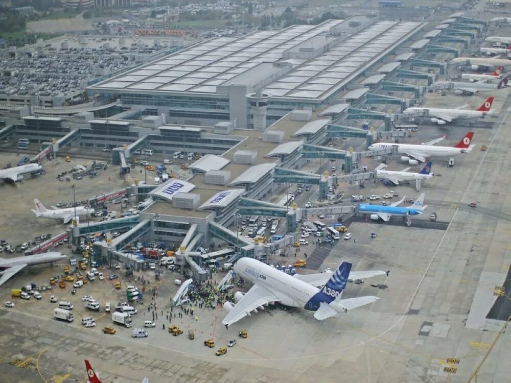 Стамбул аэропорт сколько до центра. Аэропорт Ататюрк Стамбул. Аэропорт Ататюрк Стамбул новый. Аэропорт Ататюрк Стамбул 2020. Айрапортистанбул ота турк.