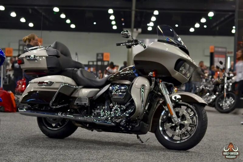 Харлей дэвидсон 2018. Мотоцикл harley-davidson 2018. харлей дэвидсон модель 2018 года. харлей дэвидсон нова. harley davidson новый.