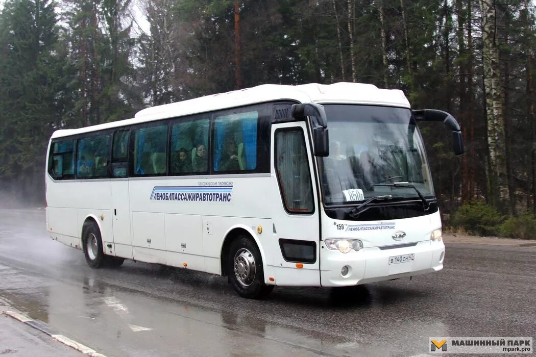 Какие марки автобуса. Марки автобусов. Марки междугородных автобусов. Китайские автобусы. Китайские автобусы марки.