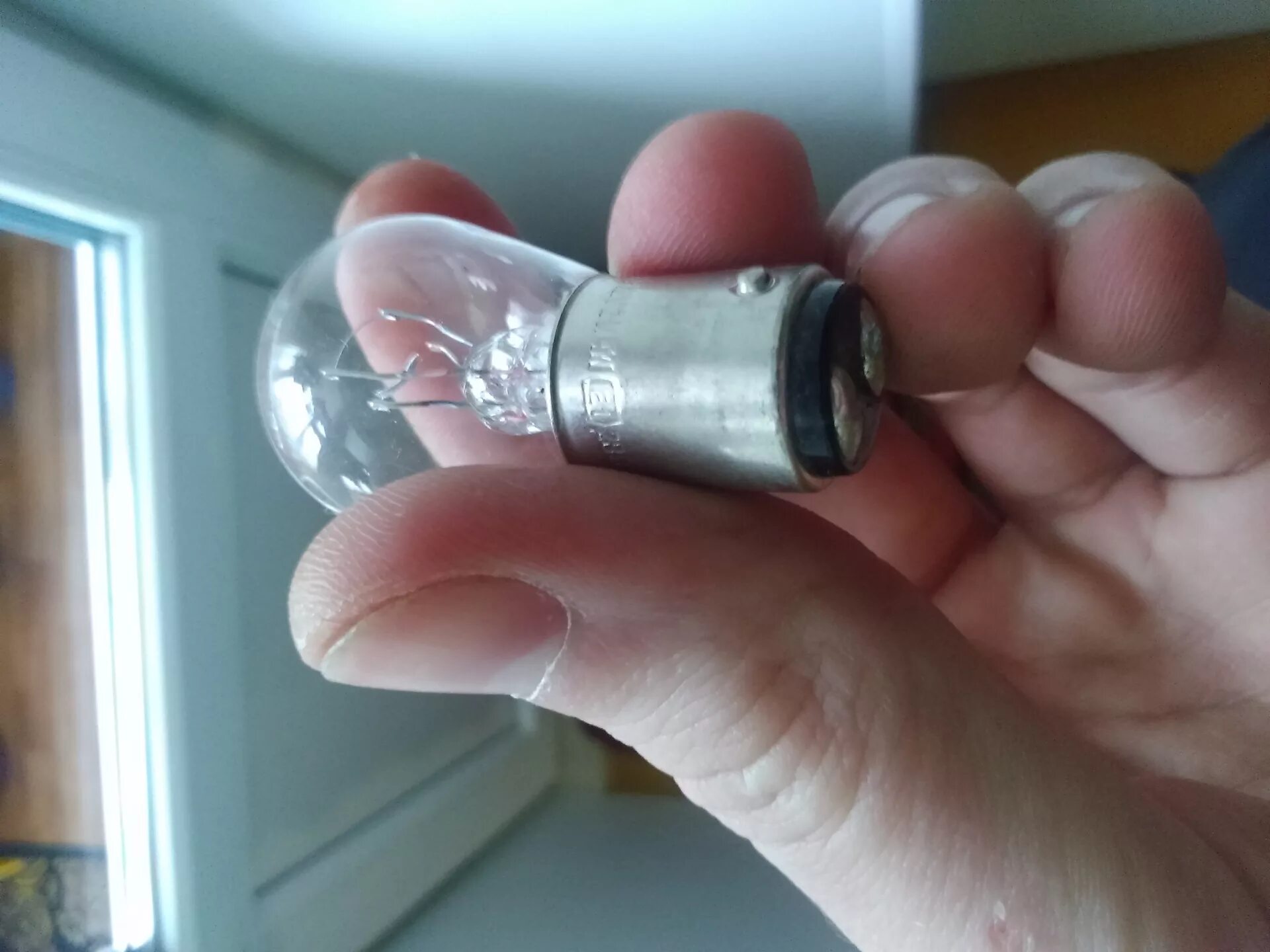 Лампа стопсигнала хундай солярис 2020. Лада гранта лампочка заднего стоп-сигнала. Лампа стоп сигнала ваз 1118. Лампа стоп сигнала ваз 2170. Лампа стоп сигнала лачетти седан.