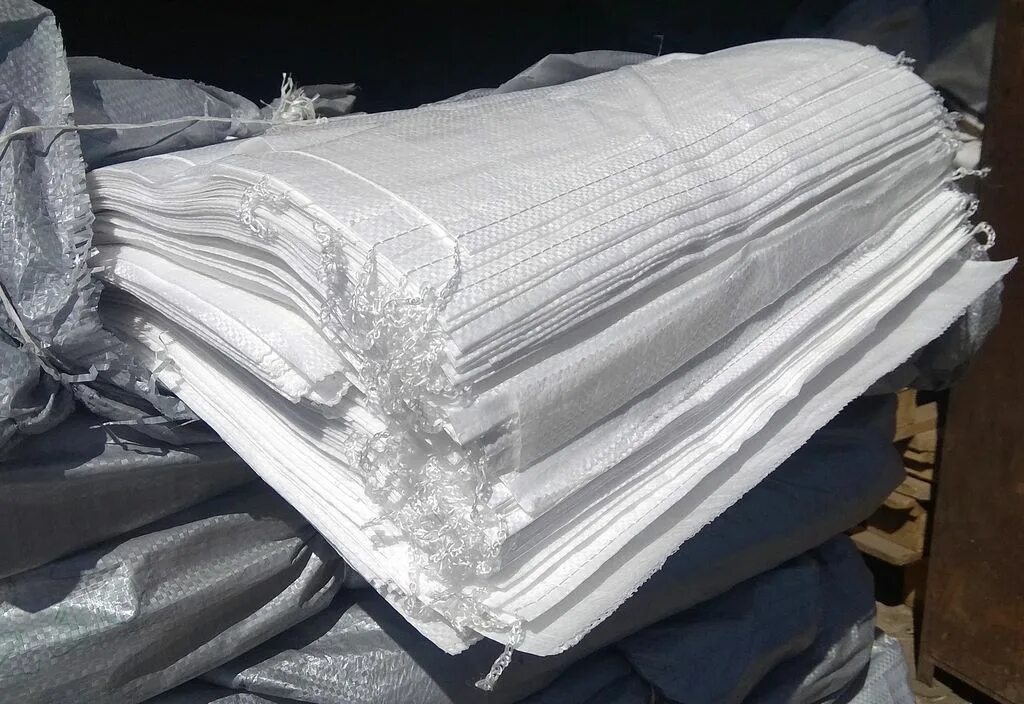 Мешки (белые). Сп/500. Мешки зеленые для строительного мусора. Мешок пп 70х120см 1с белый 100шт/уп. Мешки оптом.