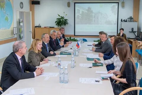 Международная служба