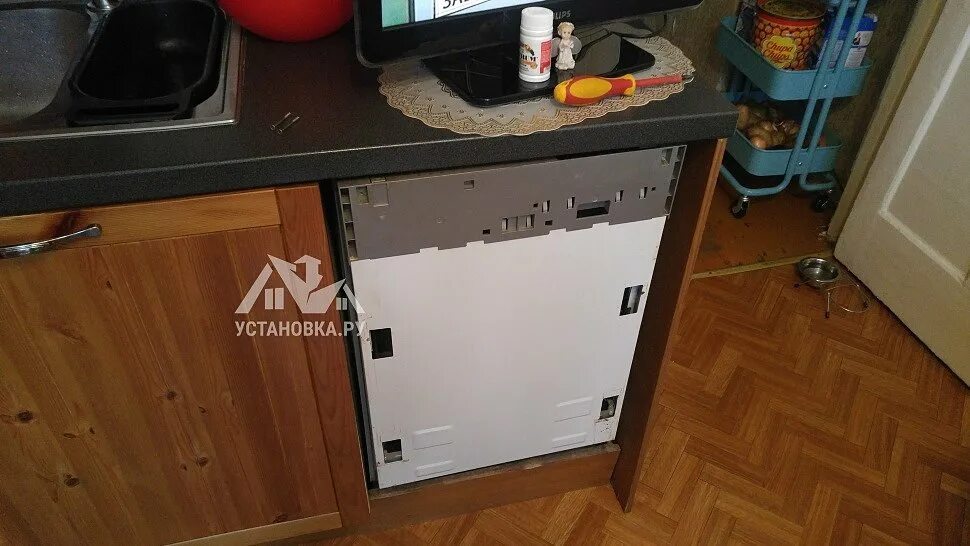 Как установить фасад на встраиваемую посудомоечную. Крепление фасада к посудомоечной машине bosch 60 см встраиваемая. встроенная посудомоечная машина 45 см bosch. фасад для пмм 45 см. крепление фасада к посудомоечной машине.