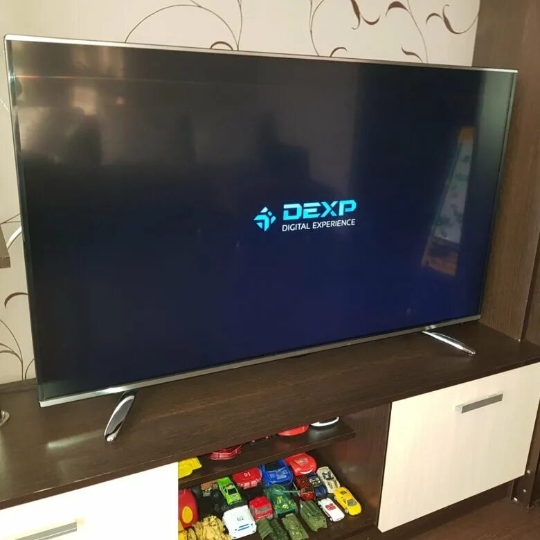 Производитель телевизоров dexp. Телевизор led DEXP f43h7000e. Телевизор DEXP 43d7000k. Телевизор дексп 32 дюйма. Телевизор DEXP 32 7000.