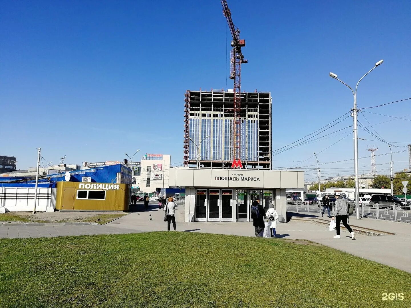 Маркса какой район. Площадь Маркса Новосибирск 2000 год. Улица площади Маркса Новосибирск. Площадь Маркса Новосибирск в 90-х.