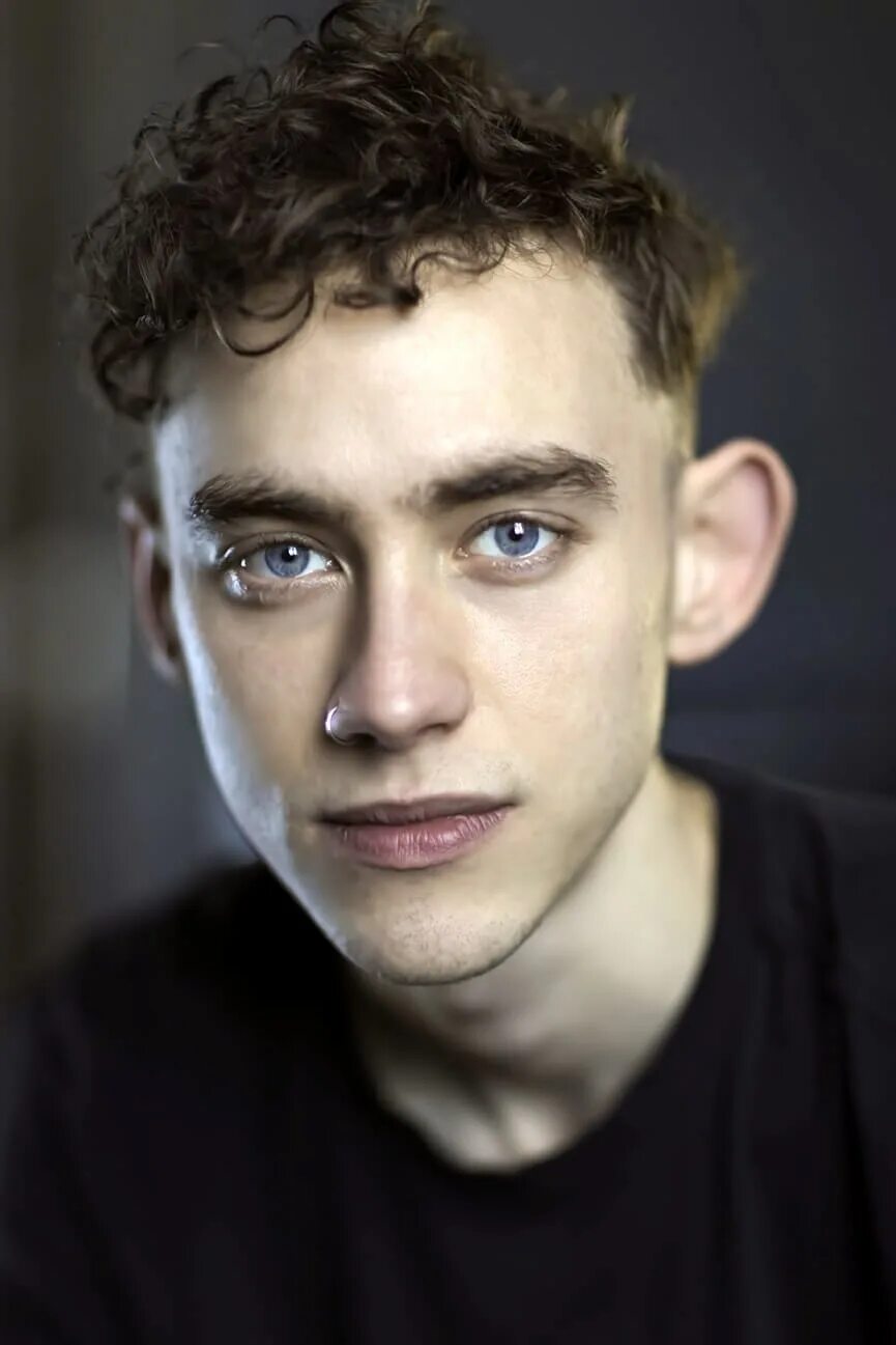 Литл олли. Олли александер. олли александер молокососы. olly alexander years years.