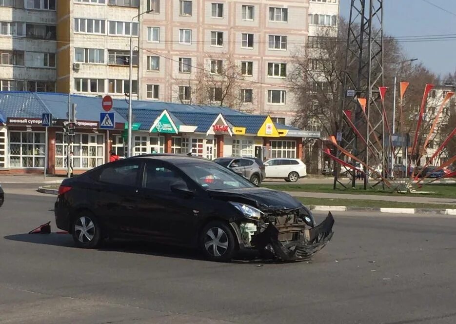 Убийство в серпухове вчера. Смертельное дтп в серпухове. Серпухов ул октябрьская бункер. Дтп в бутурлино нижегородской области. Взрыв в православной гимназии в серпухове.
