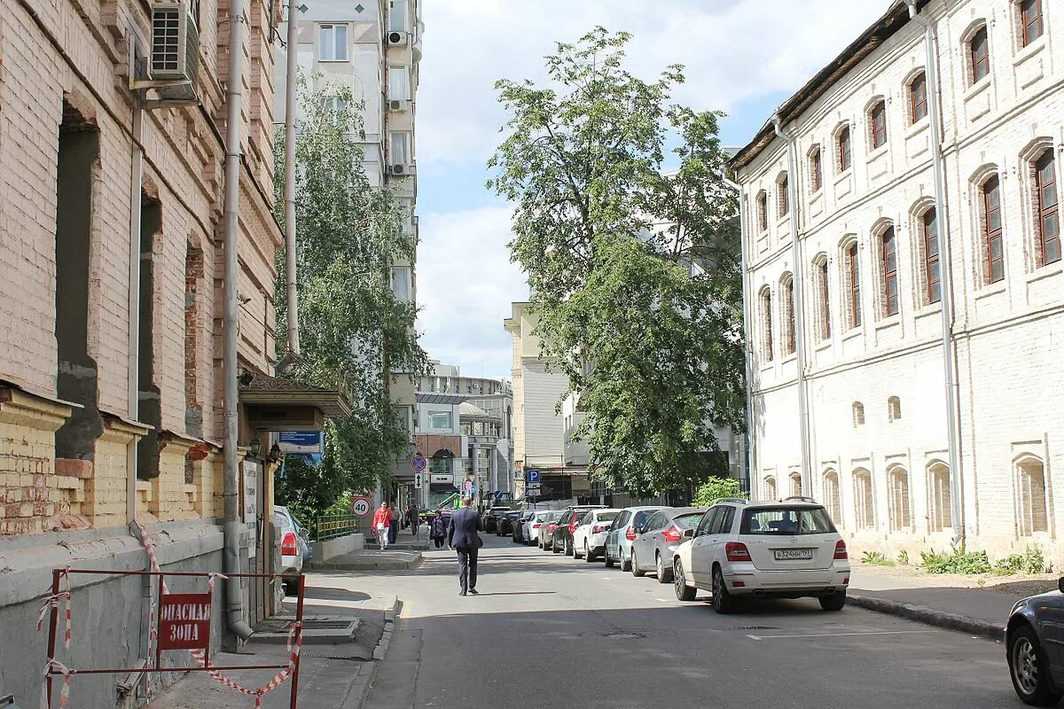 1 й полянской