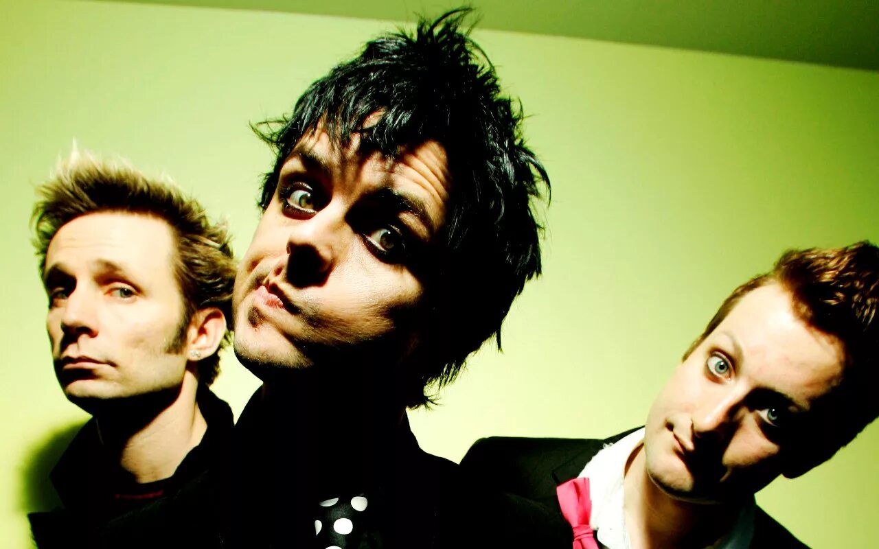 Green Day 2007. Green Day 2004. Green Day 1993. Green Day солист.