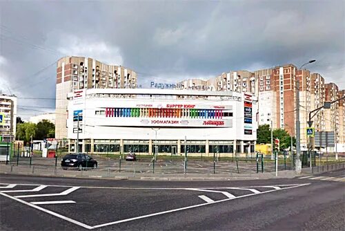 Метро бабушкинская тц радужный. Тц на бабушкинской. Тц клен староватутинский проезд. Торговый центр клён на бабушкинской. Торговый центр радужный на бабушкинской.