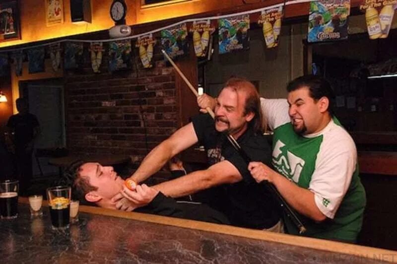Bars fighting. Бара в файте. drunk bar fighting первую.