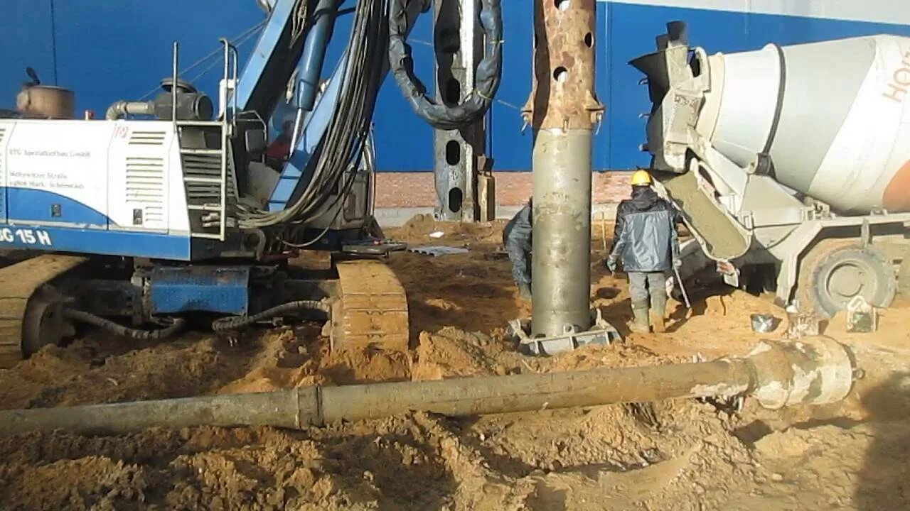 Бнс сваи технология. Обсадная труба для свай бнс. Технология устройства сваи бнс. Технология устройства сваи бнс. Технология устройства буронабивных свай без обсадной трубы.