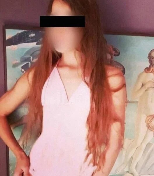 Красноярка продавала фото 13-летней дочери. Мать продавала фото своей дочери. Красноярская мать продает фото дочери. Девушка продает фото своей дочкой. Слил дочку