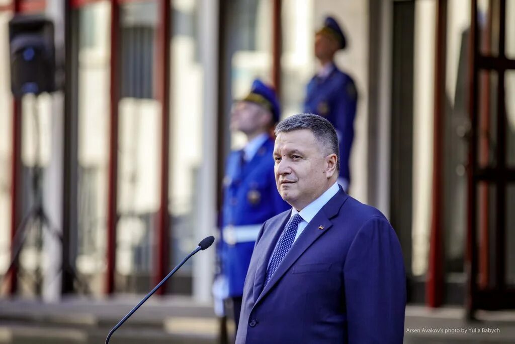 Где сейчас аваков на сегодня. Аваков арсен борисович. аваков арсен борисович в молодости. аваков арсен и пашинян. аваков арсен борисович жена.