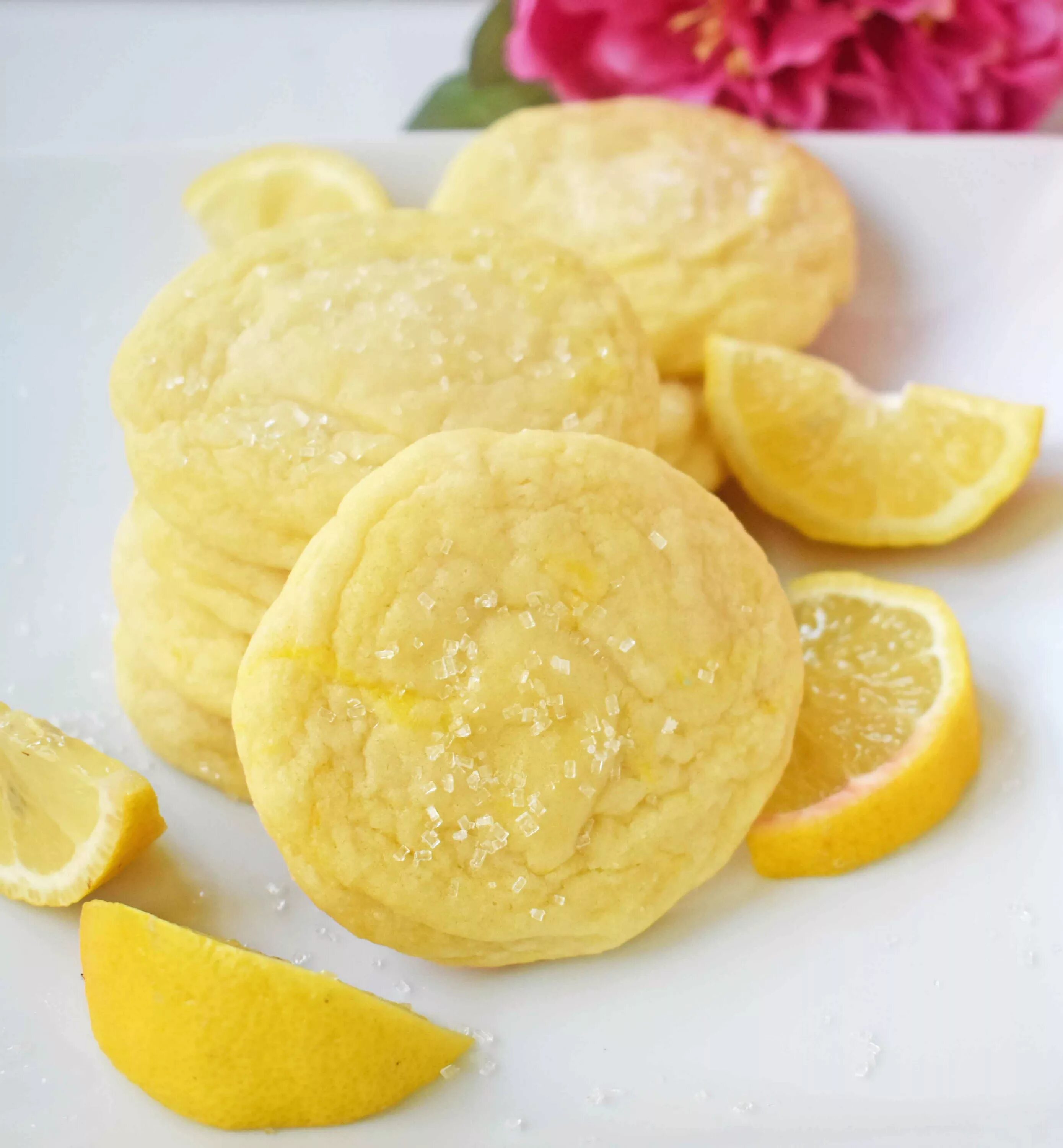 Лимонное печенье. Печенье с лимоном. Soft Lemon cookies печенье. Лимон с сахаром.