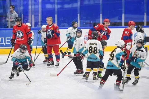 Молодые хоккеисты