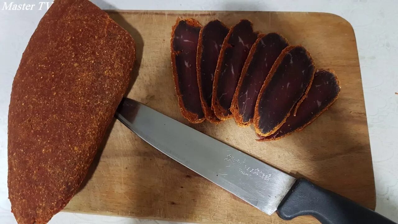 Бастурма и бастурма отличие. Армянское вяленое мясо бастурма. бастурма армянская атенк. бастурма вяленая. бастурма kars.
