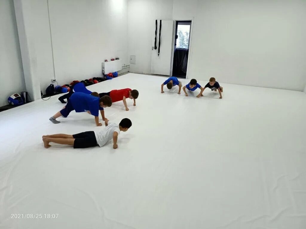 Спортивный клуб боевых искусств проспект космонавтов, 50. Евдокимов валерий николаевич зарайск тхэквондо. Спортивный клуб боевых искусств проспект космонавтов, 50. Самбист королёв александр. Андрей ходырев самбо.