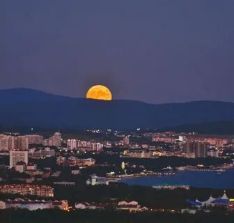 Сочи луна сегодня