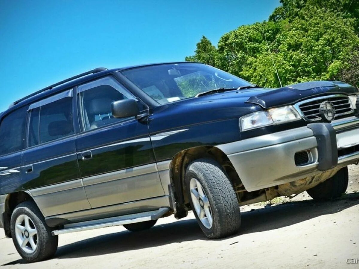 Мазда мпв приморский край. Mazda MPV 1996. Mazda MPV 1 1996. Мазда МПВ 1997. Mazda MPV 1997.