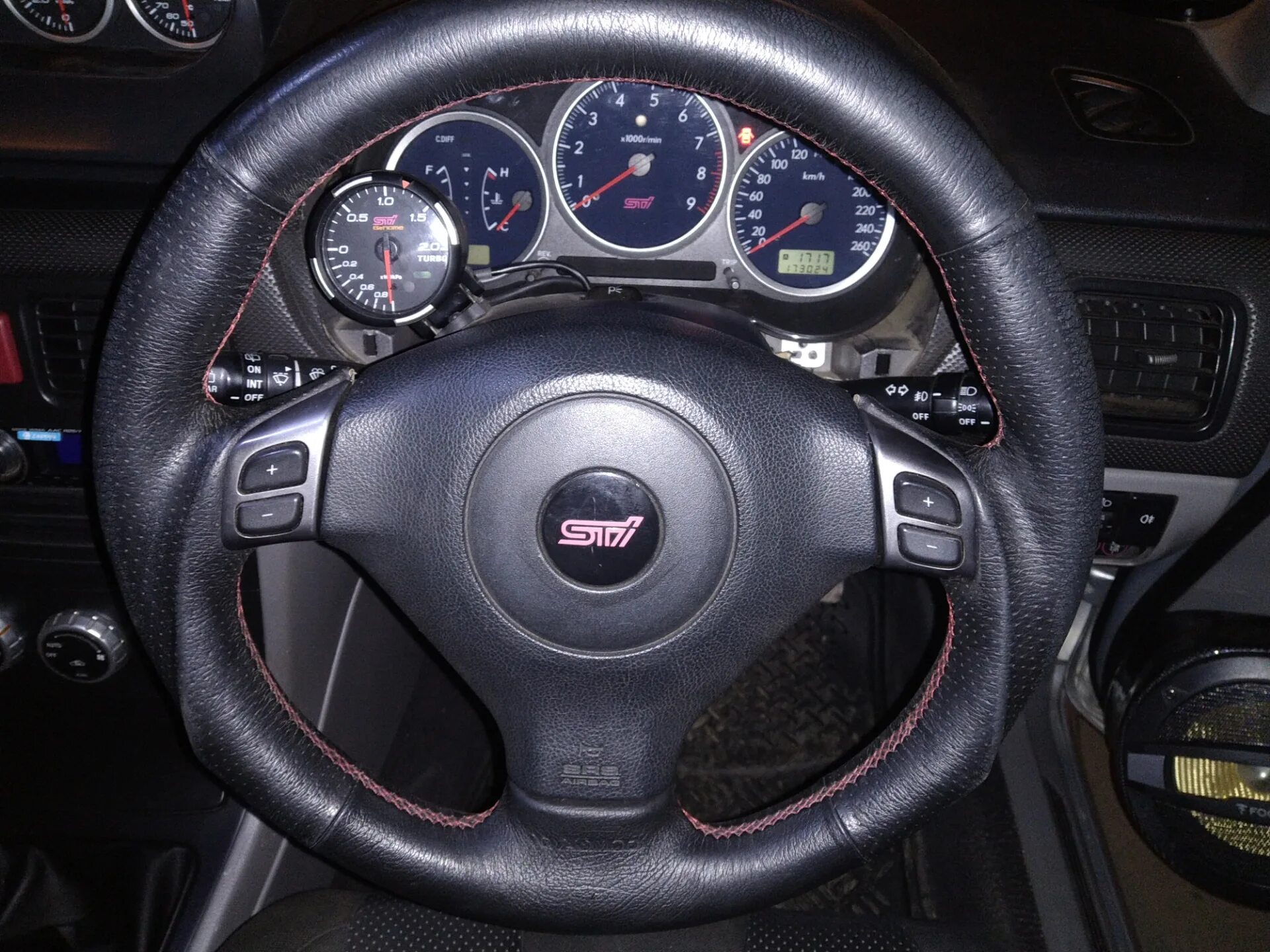 Руль subaru forester 2008. Руль форестер. Руль форестер. Руль субару форестер 2014. Subaru forester sg рулевое колесо.