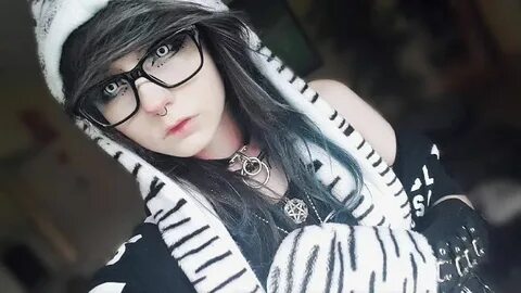 Scene girls