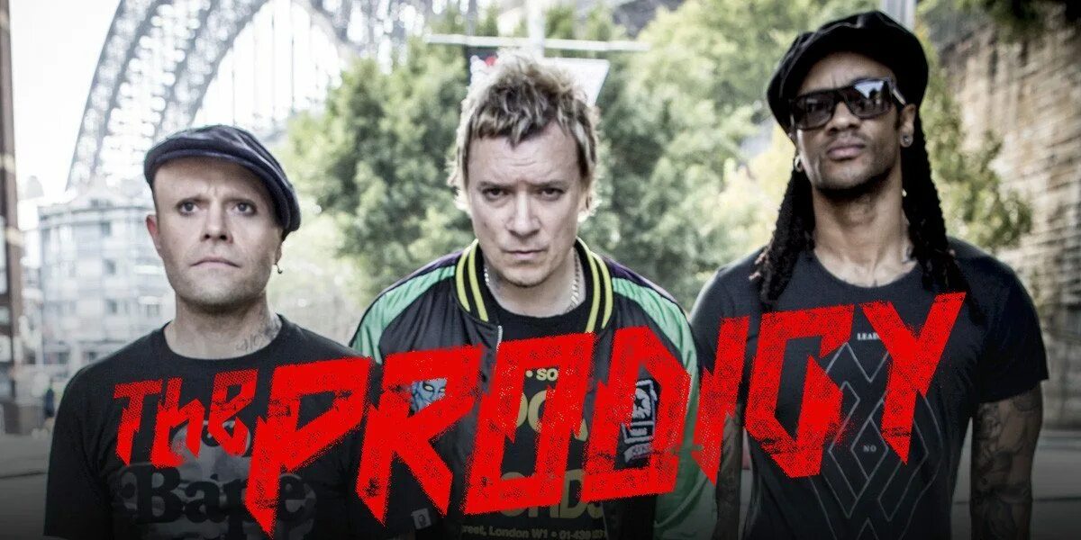 Слушать продиджи 90 х лучшие песни. Группа the Prodigy. Группа продиджи сейчас. Группа the Prodigy 1990. The Prodigy фото группы.