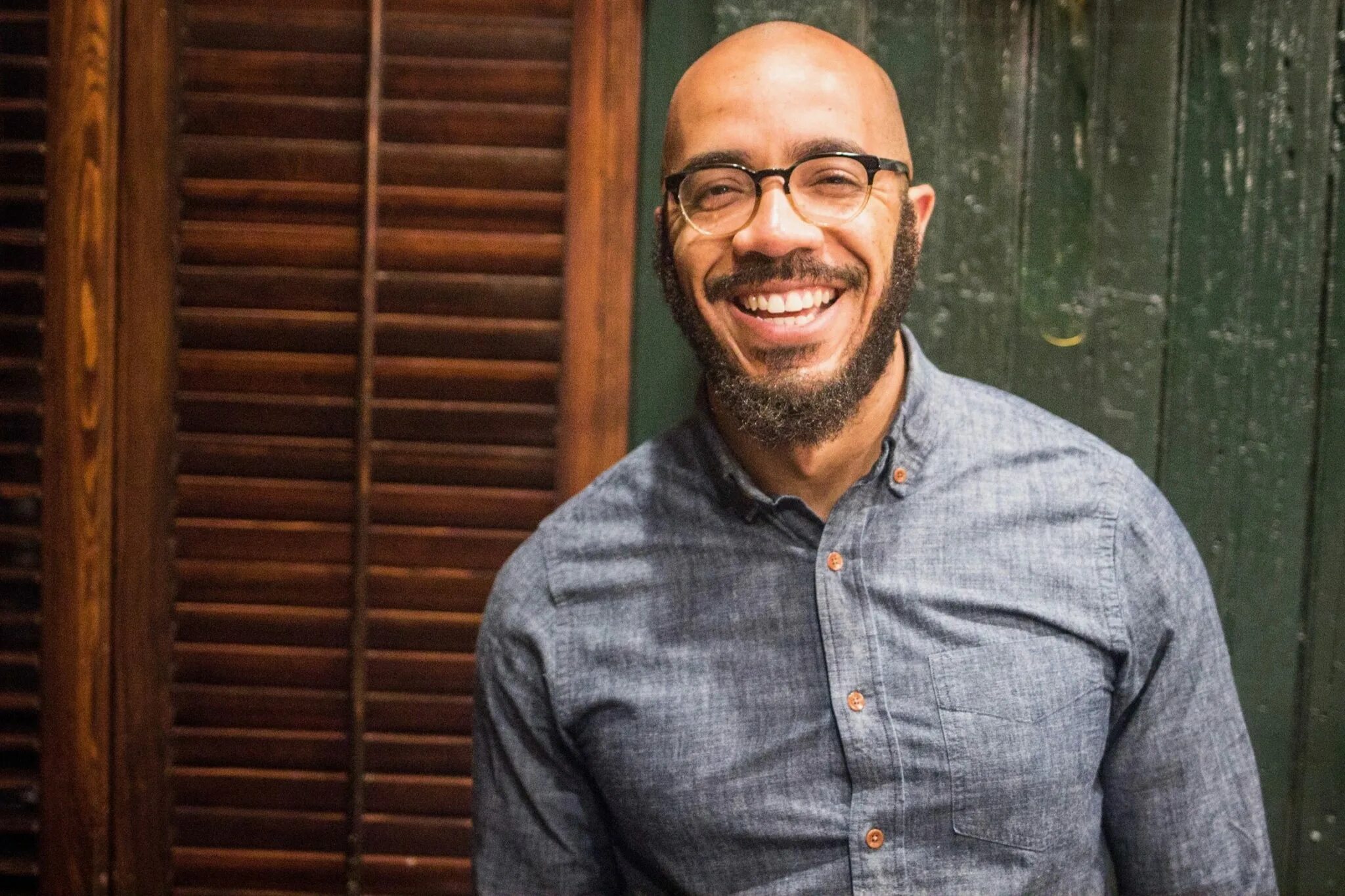 Клинт смит. Clint smith actor coming to america. Клинт смит. Клинт смит. Клинт смит.