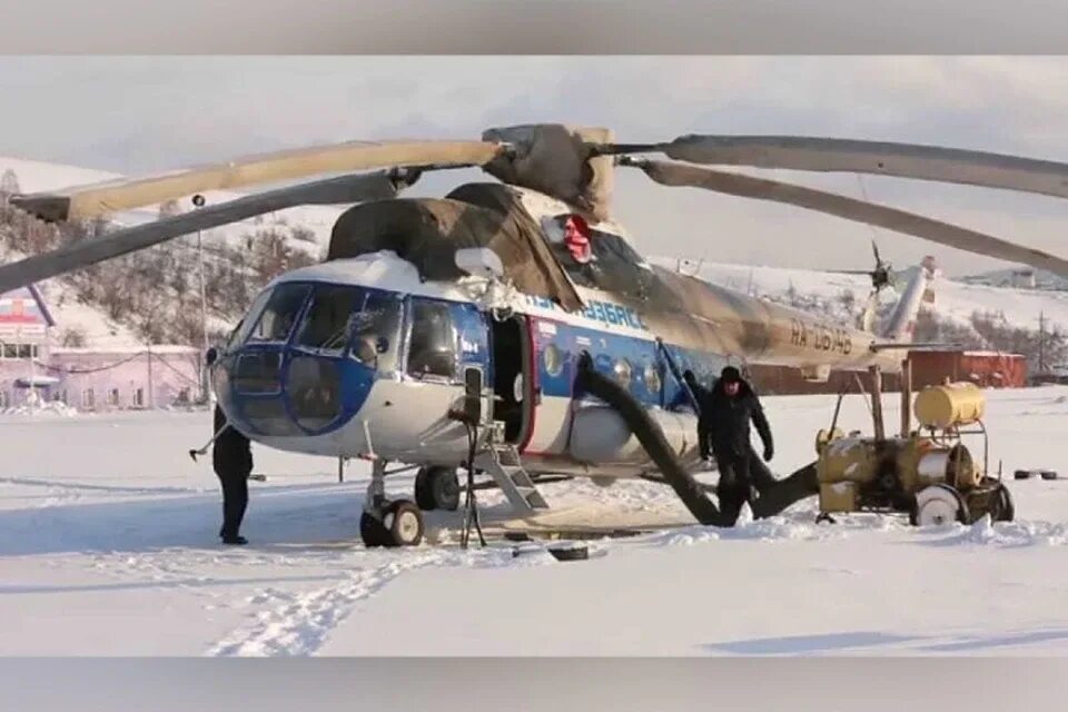 Ми-8 вертолет в Таштаголе. Ми 8 Аэрокузбасс. Аэрокузбасс Таштагол. Вертолет Таштагол.