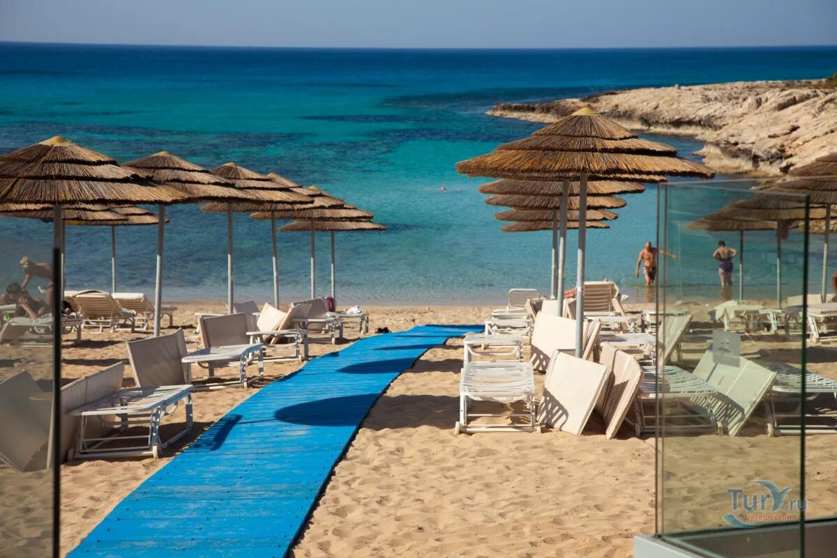 Адамс Бич Кипр. Адамс Бич отель Айя-Напа. Пляж Адамс Бич Кипр. Adams Beach 5 Кипр Айя-Напа.
